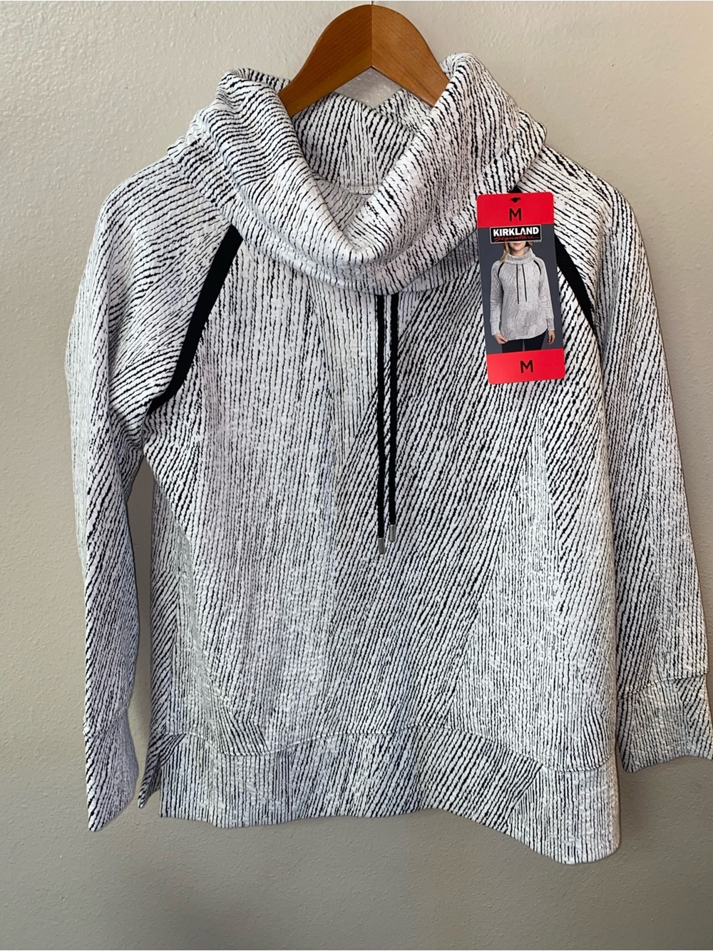 NWT Kirkland Signature Jacquard Cowl Neck Pullover Sweater White Black M